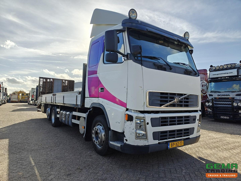 Volvo FH12 6x2 Slaapcab Euro3 - Oprijwagen/Machine Transporter 8.18m + Lier - Hydr.Rampen - SMARTTacho V2 - 02/2026 APK - Treilerveoauto: pilt 3 Volvo FH12 6x2 Slaapcab Euro3 - Oprijwagen/Machine Transporter 8.18m + Lier - Hydr.Rampen - SMARTTacho V2 - 02/2026 APK - Treilerveoauto: pilt 3