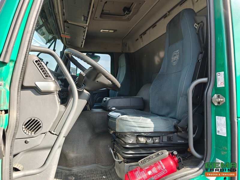 Volvo FM330 4x2 Dagcab Euro5 - KuikenBak 8.4m + Webasto Heater + Dhollandia 2000KG - Loomaveok: pilt 5 Volvo FM330 4x2 Dagcab Euro5 - KuikenBak 8.4m + Webasto Heater + Dhollandia 2000KG - Loomaveok: pilt 5