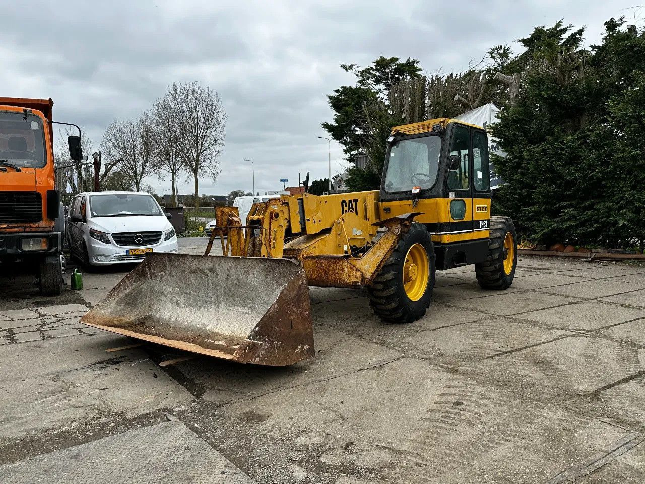 CAT Caterpillar TH63 4X4X4 Telehandler - Teleskooplaadur: pilt 2 CAT Caterpillar TH63 4X4X4 Telehandler - Teleskooplaadur: pilt 2