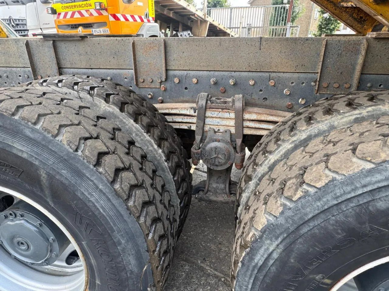 Mercedes-Benz Actros 3235 V6 8X4 Tipper Spring/Spring Manual G - Kallurauto: pilt 5 Mercedes-Benz Actros 3235 V6 8X4 Tipper Spring/Spring Manual G - Kallurauto: pilt 5