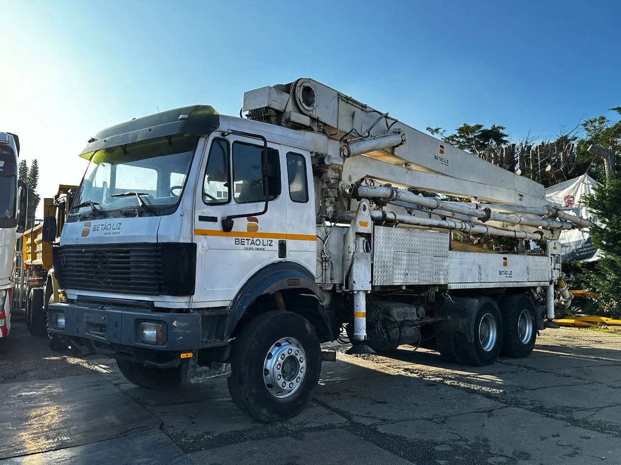 Mercedes-Benz SK 2631 6X4 LSB 36M BETONPOMP 370 BAR Mercedes-Benz SK 2631 6X4 LSB 36M BETONPOMP 370 BAR - Pumi: pilt 2 Mercedes-Benz SK 2631 6X4 LSB 36M BETONPOMP 370 BAR Mercedes-Benz SK 2631 6X4 LSB 36M BETONPOMP 370 BAR - Pumi: pilt 2