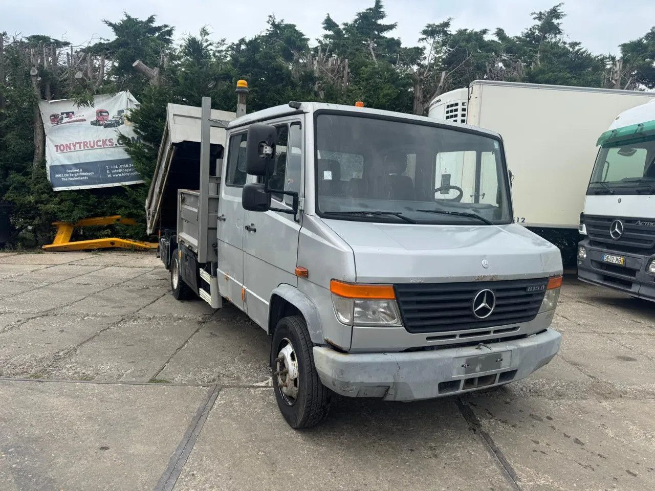 Mercedes-Benz VARIO 815 4X2 Dubbel cabine Tipper Spring/Spring - Kallurauto: pilt 1 Mercedes-Benz VARIO 815 4X2 Dubbel cabine Tipper Spring/Spring - Kallurauto: pilt 1