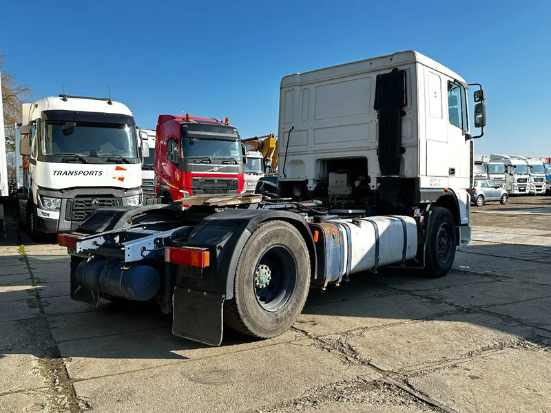 DAF XF 95.380 4X2 Tractor-unit Spring/Air ZF Manual Euro2 PTO - Sadulveok: pilt 4 DAF XF 95.380 4X2 Tractor-unit Spring/Air ZF Manual Euro2 PTO - Sadulveok: pilt 4