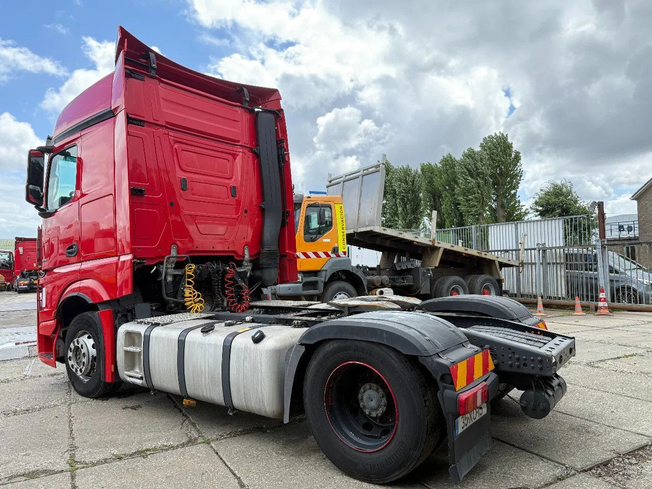 Mercedes-Benz Actros 1845 4X2 Tractor-unit Spring/Air Retarder - Sadulveok: pilt 3 Mercedes-Benz Actros 1845 4X2 Tractor-unit Spring/Air Retarder - Sadulveok: pilt 3