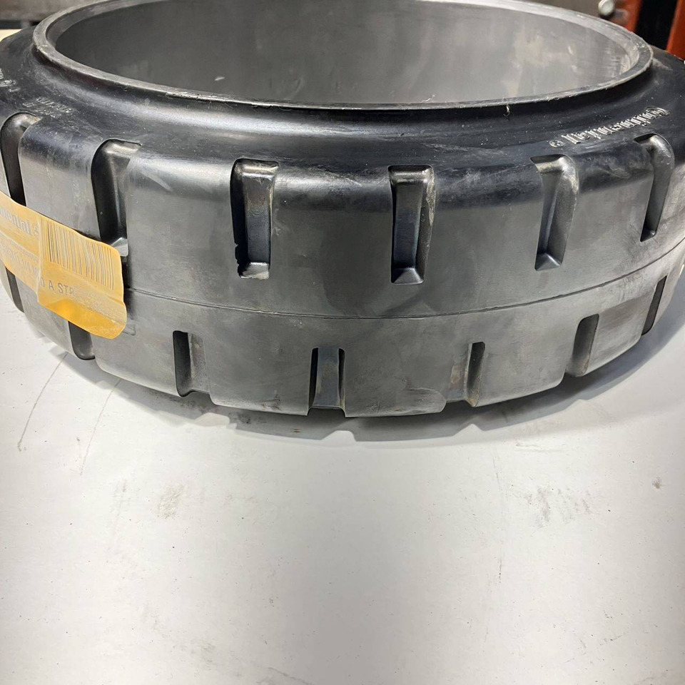 2x continental 15x5x11 1/4 tyres - Juhtimine - Materjali käitlemise seade: pilt 4 2x continental 15x5x11 1/4 tyres - Juhtimine - Materjali käitlemise seade: pilt 4