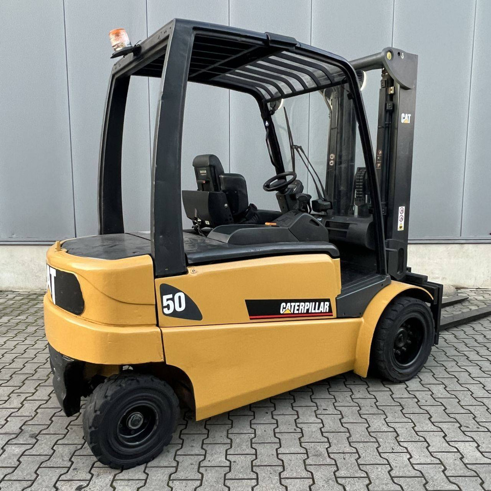 Caterpillar EP50 - Elektritõstuk: pilt 5 Caterpillar EP50 - Elektritõstuk: pilt 5