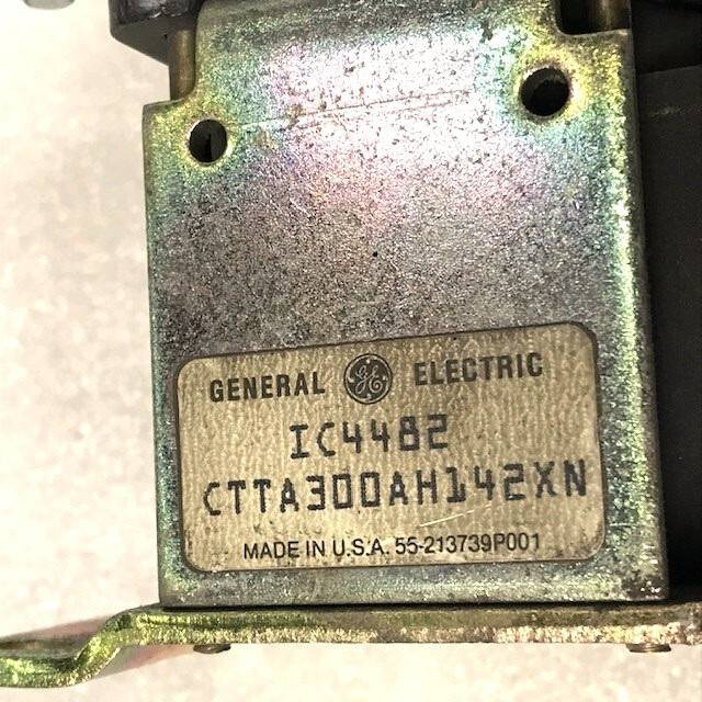 Contactor for Hyster E3.000XL - Elektrisüsteem - Materjali käitlemise seade: pilt 4 Contactor for Hyster E3.000XL - Elektrisüsteem - Materjali käitlemise seade: pilt 4