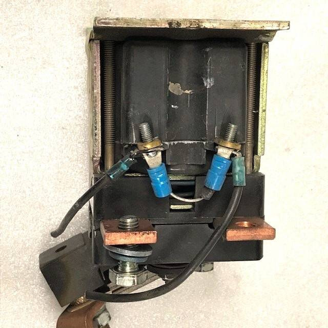 Contactor for Hyster E3.000XL - Elektrisüsteem - Materjali käitlemise seade: pilt 5 Contactor for Hyster E3.000XL - Elektrisüsteem - Materjali käitlemise seade: pilt 5