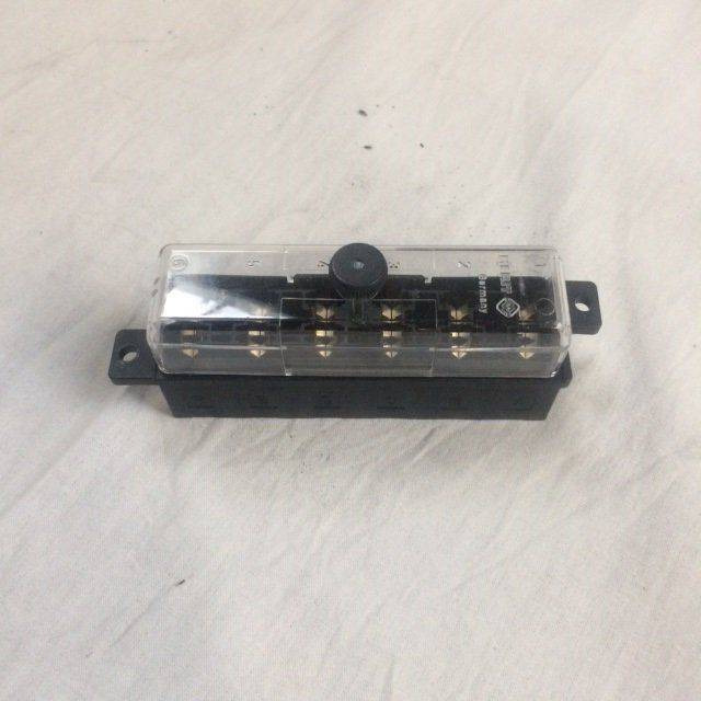 Fuse box for Caterpillar / Mitsubishi - Kaitse - Materjali käitlemise seade: pilt 1 Fuse box for Caterpillar / Mitsubishi - Kaitse - Materjali käitlemise seade: pilt 1