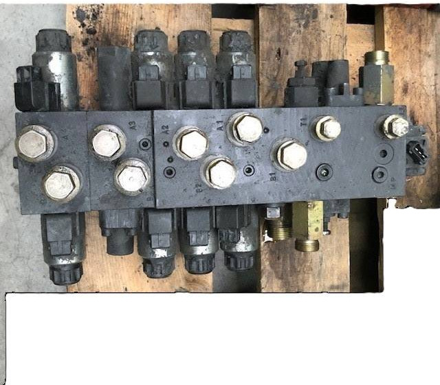 Hydraulic control valve for Linde - Hüdrauliline klapp - Materjali käitlemise seade: pilt 1 Hydraulic control valve for Linde - Hüdrauliline klapp - Materjali käitlemise seade: pilt 1
