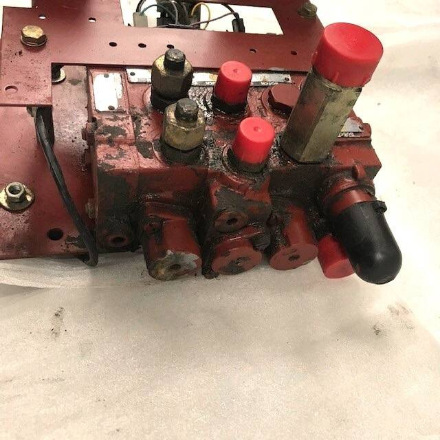 Hydraulic control valve for Linde - Hüdrauliline klapp - Materjali käitlemise seade: pilt 2 Hydraulic control valve for Linde - Hüdrauliline klapp - Materjali käitlemise seade: pilt 2