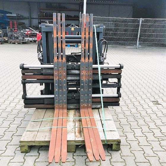 Kaup Triple pallet Handler with Pantograph - Kahvlid - Materjali käitlemise seade: pilt 1 Kaup Triple pallet Handler with Pantograph - Kahvlid - Materjali käitlemise seade: pilt 1