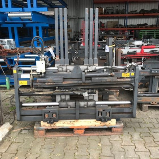 Kaup Triple pallet Handler with Pantograph - Kahvlid - Materjali käitlemise seade: pilt 1 Kaup Triple pallet Handler with Pantograph - Kahvlid - Materjali käitlemise seade: pilt 1