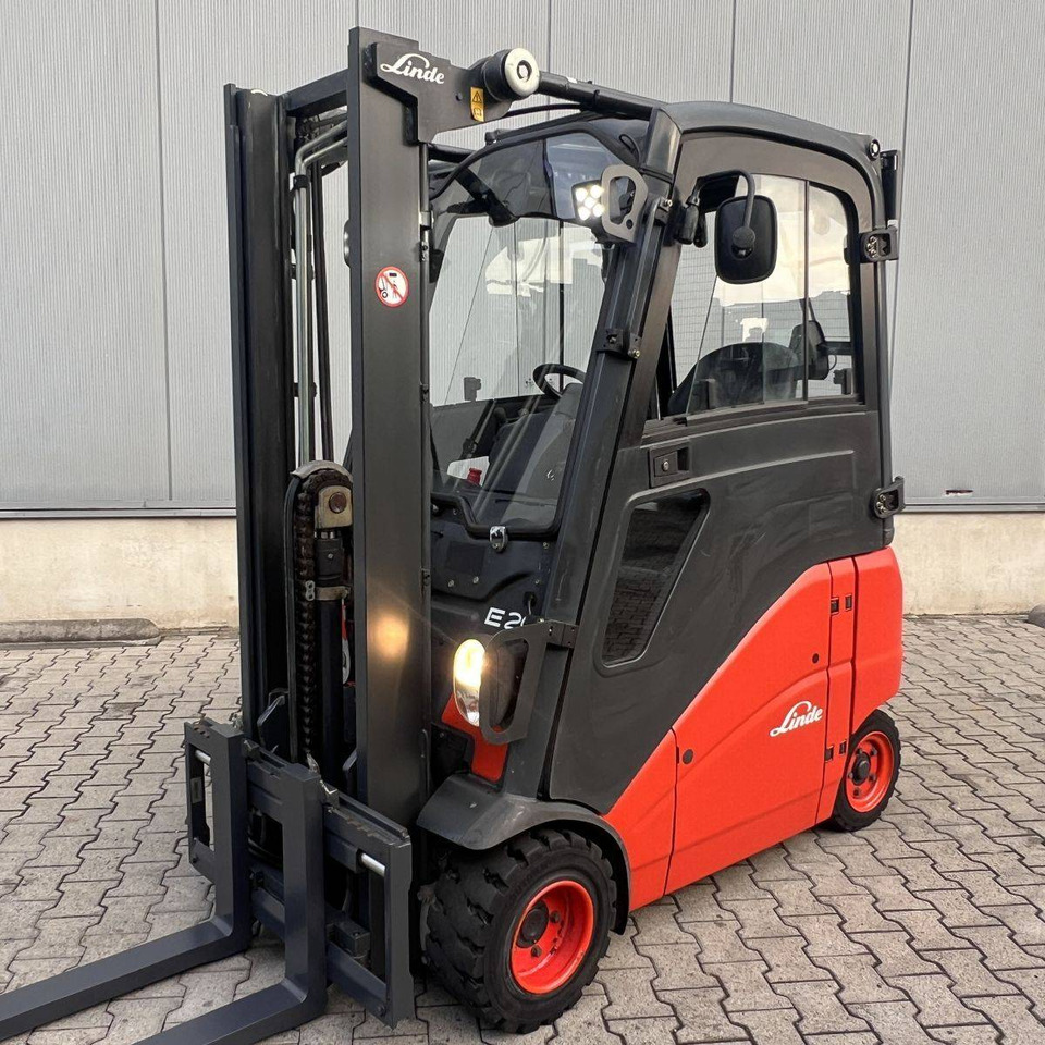 Linde E20PH (386) - Elektritõstuk: pilt 1 Linde E20PH (386) - Elektritõstuk: pilt 1