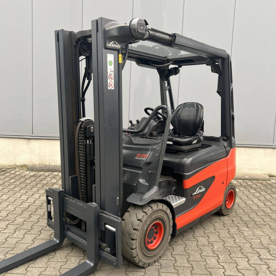 Linde E20R (387) Roadster - Elektritõstuk: pilt 1 Linde E20R (387) Roadster - Elektritõstuk: pilt 1