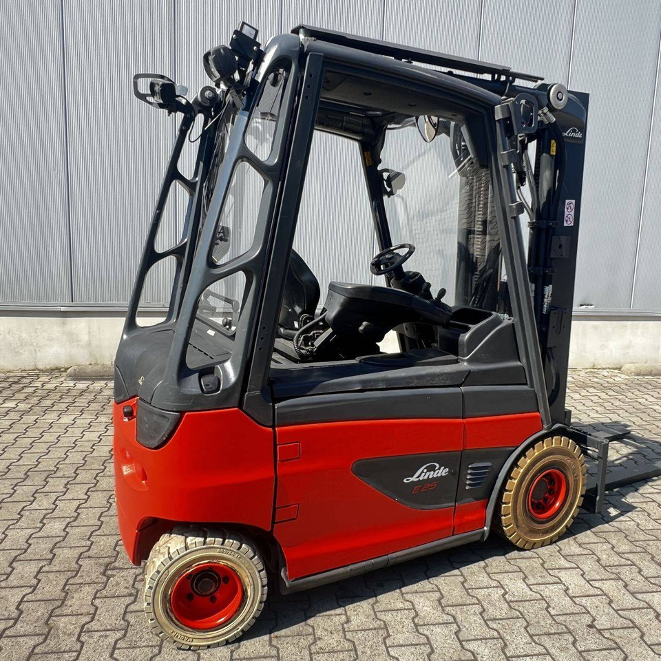 Linde E25 (387) - Elektritõstuk: pilt 2 Linde E25 (387) - Elektritõstuk: pilt 2
