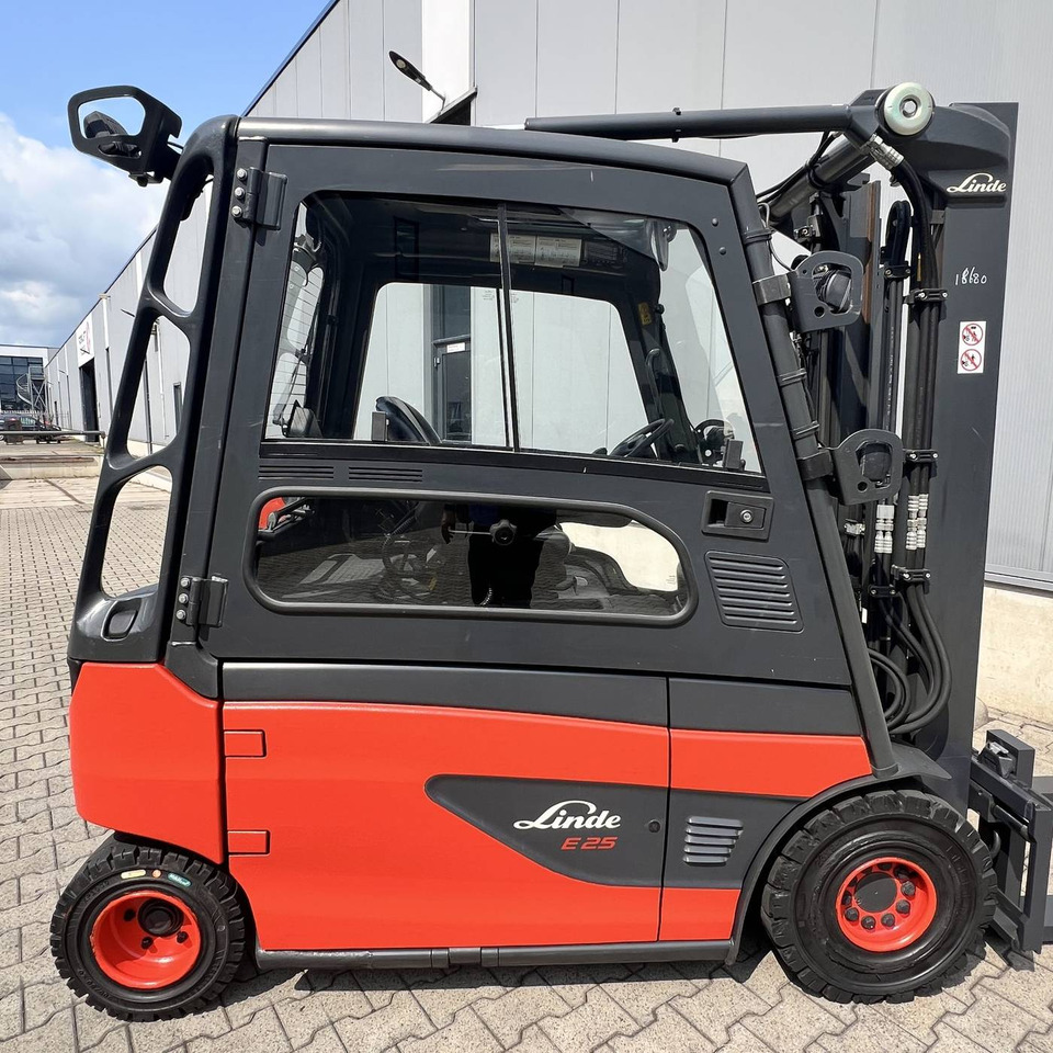 Linde E25L (387) - Elektritõstuk: pilt 4 Linde E25L (387) - Elektritõstuk: pilt 4