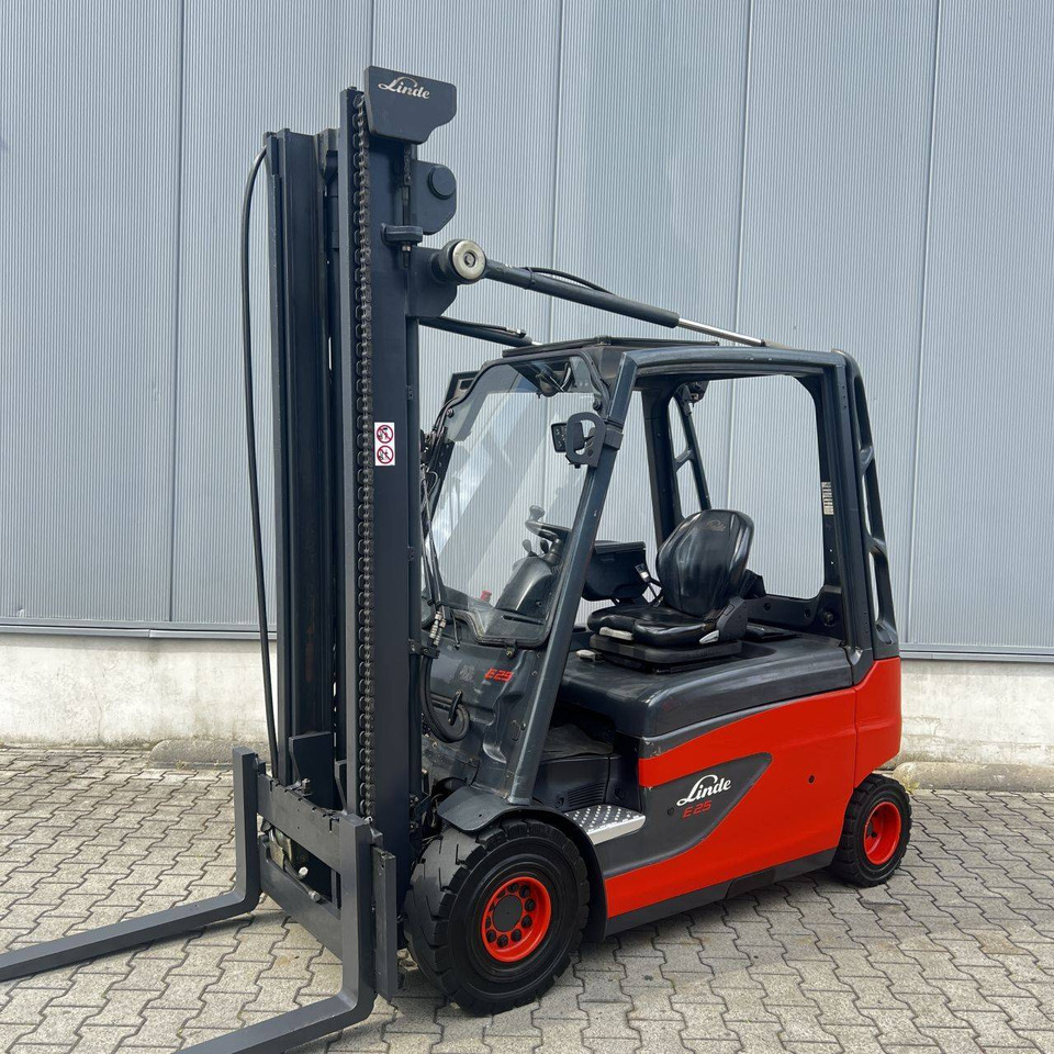 Linde E25L (387) - Elektritõstuk: pilt 1 Linde E25L (387) - Elektritõstuk: pilt 1