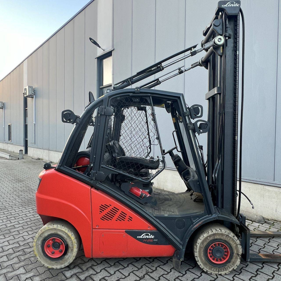 Linde H25T-02 (392) EVO - Gaasitõstuk: pilt 2 Linde H25T-02 (392) EVO - Gaasitõstuk: pilt 2