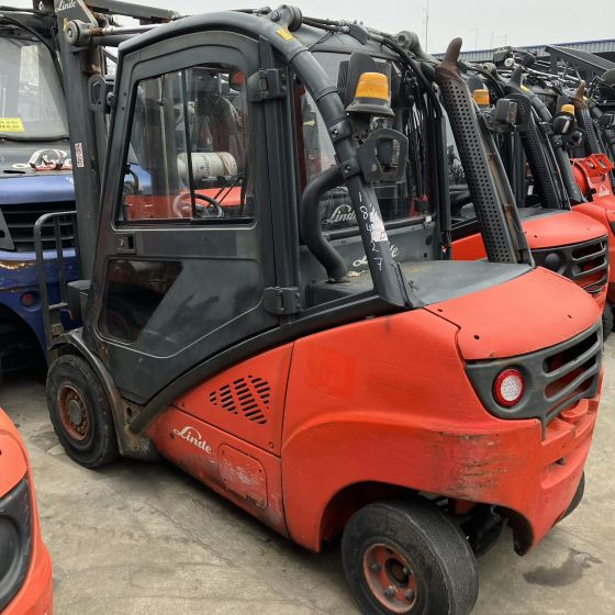 Linde H35D (393) - Diiseltõstuk: pilt 1 Linde H35D (393) - Diiseltõstuk: pilt 1