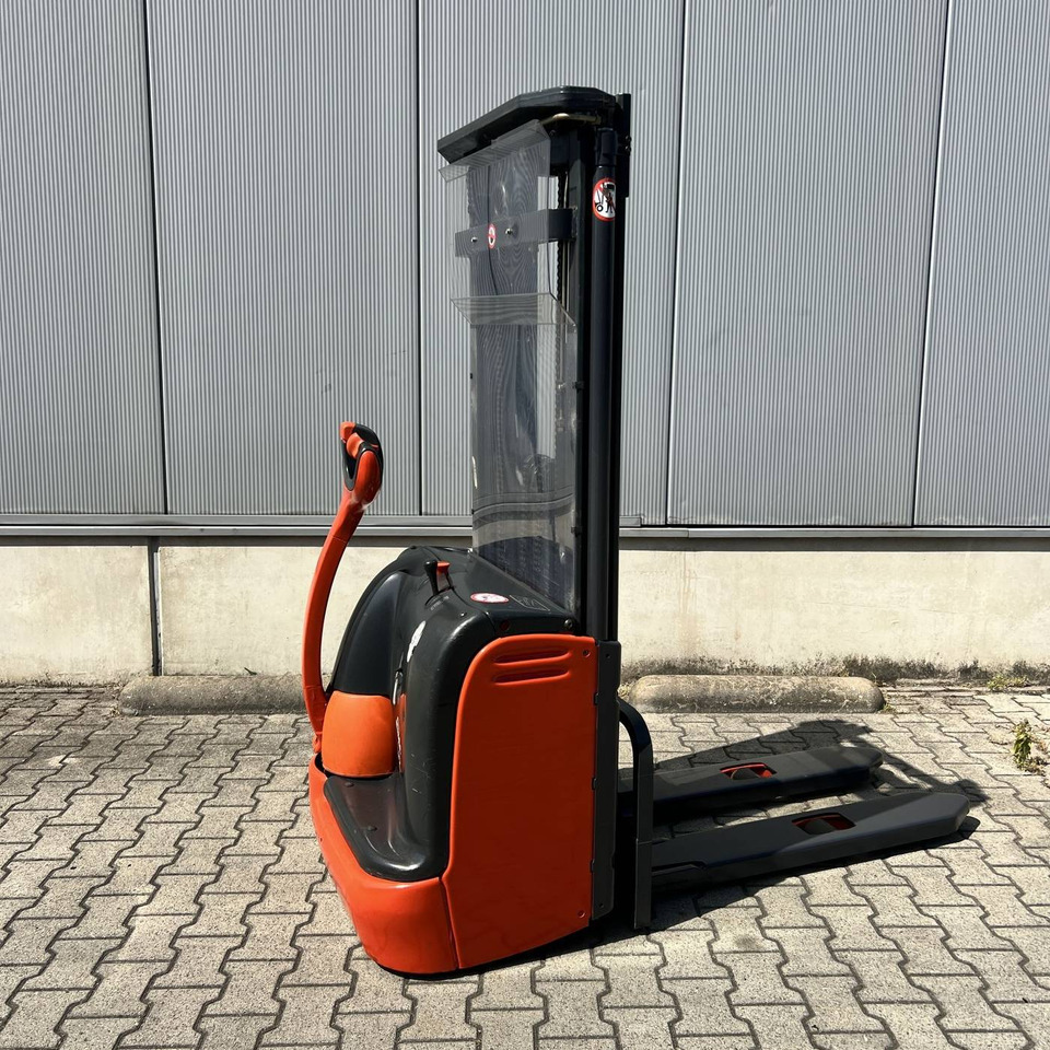 Linde L12 (379) - Virnastaja: pilt 1 Linde L12 (379) - Virnastaja: pilt 1