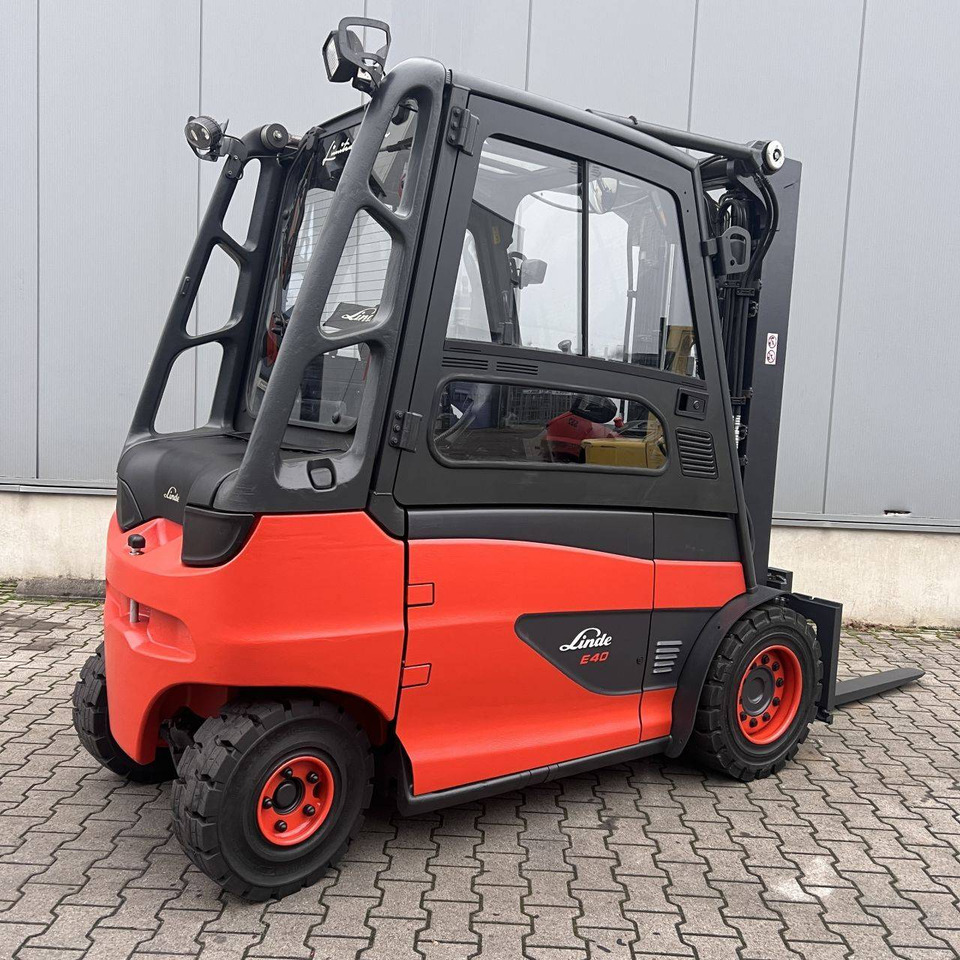 Linde Linde E40/600H (388) - Elektritõstuk: pilt 2 Linde Linde E40/600H (388) - Elektritõstuk: pilt 2