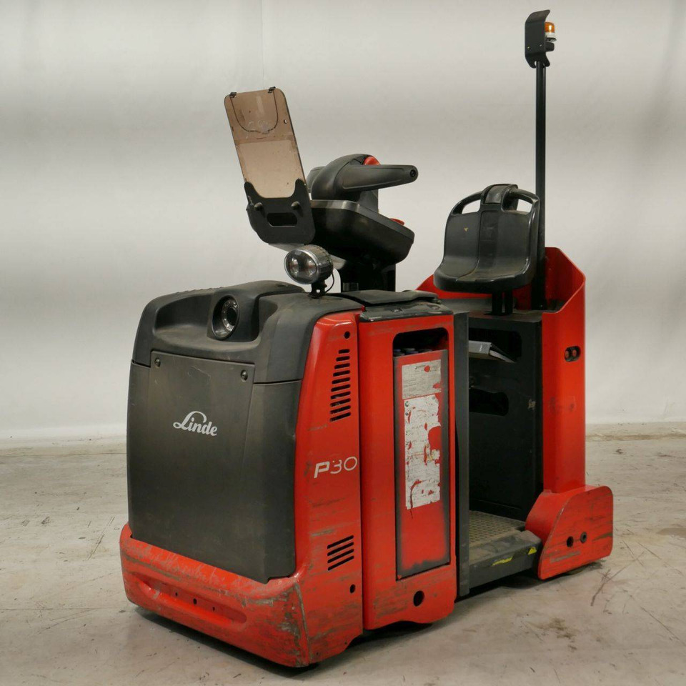 Linde P30C (1190) - Puksiirtraktor: pilt 1 Linde P30C (1190) - Puksiirtraktor: pilt 1