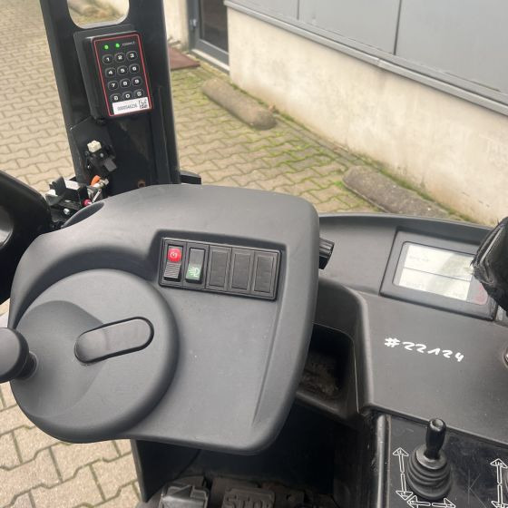 Lükandmastiga tõstuk Linde R14S-12: pilt 20