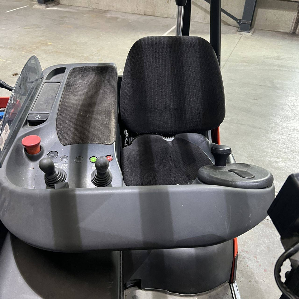 Linde R16HD (1120) - Lükandmastiga tõstuk: pilt 5 Linde R16HD (1120) - Lükandmastiga tõstuk: pilt 5