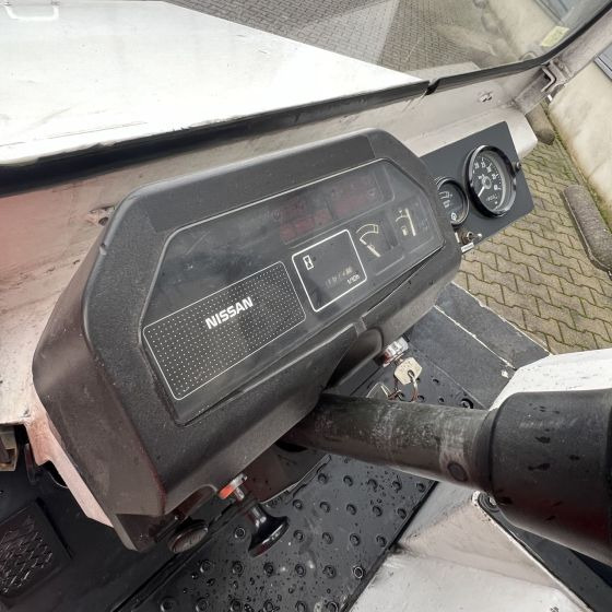 Nissan FV02A25U - Puksiirtraktor: pilt 4 Nissan FV02A25U - Puksiirtraktor: pilt 4