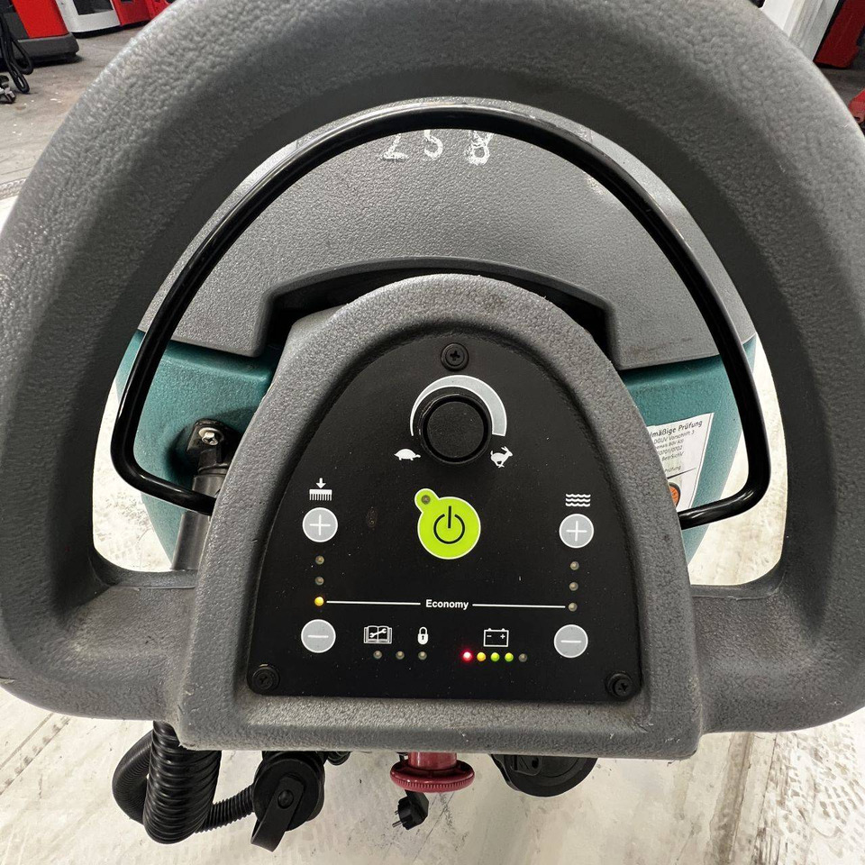 Tennant T5 - Põrandapesumasin: pilt 5 Tennant T5 - Põrandapesumasin: pilt 5