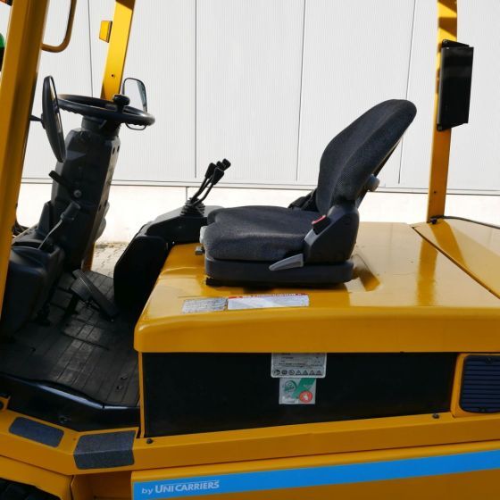 Unicarriers EH30L (G1Q2L30Q) - Elektritõstuk: pilt 4 Unicarriers EH30L (G1Q2L30Q) - Elektritõstuk: pilt 4