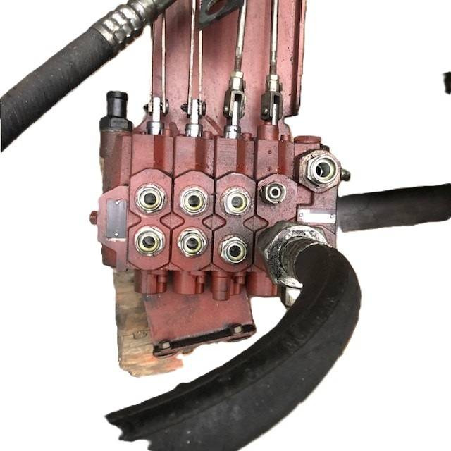 Valve control 4 spool for Linde /353/ - Hüdrauliline klapp - Materjali käitlemise seade: pilt 2 Valve control 4 spool for Linde /353/ - Hüdrauliline klapp - Materjali käitlemise seade: pilt 2