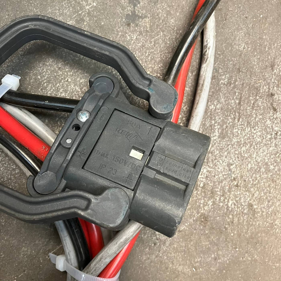 Hawker 24V/35A - Varuosa - Materjali käitlemise seade: pilt 5 Hawker 24V/35A - Varuosa - Materjali käitlemise seade: pilt 5