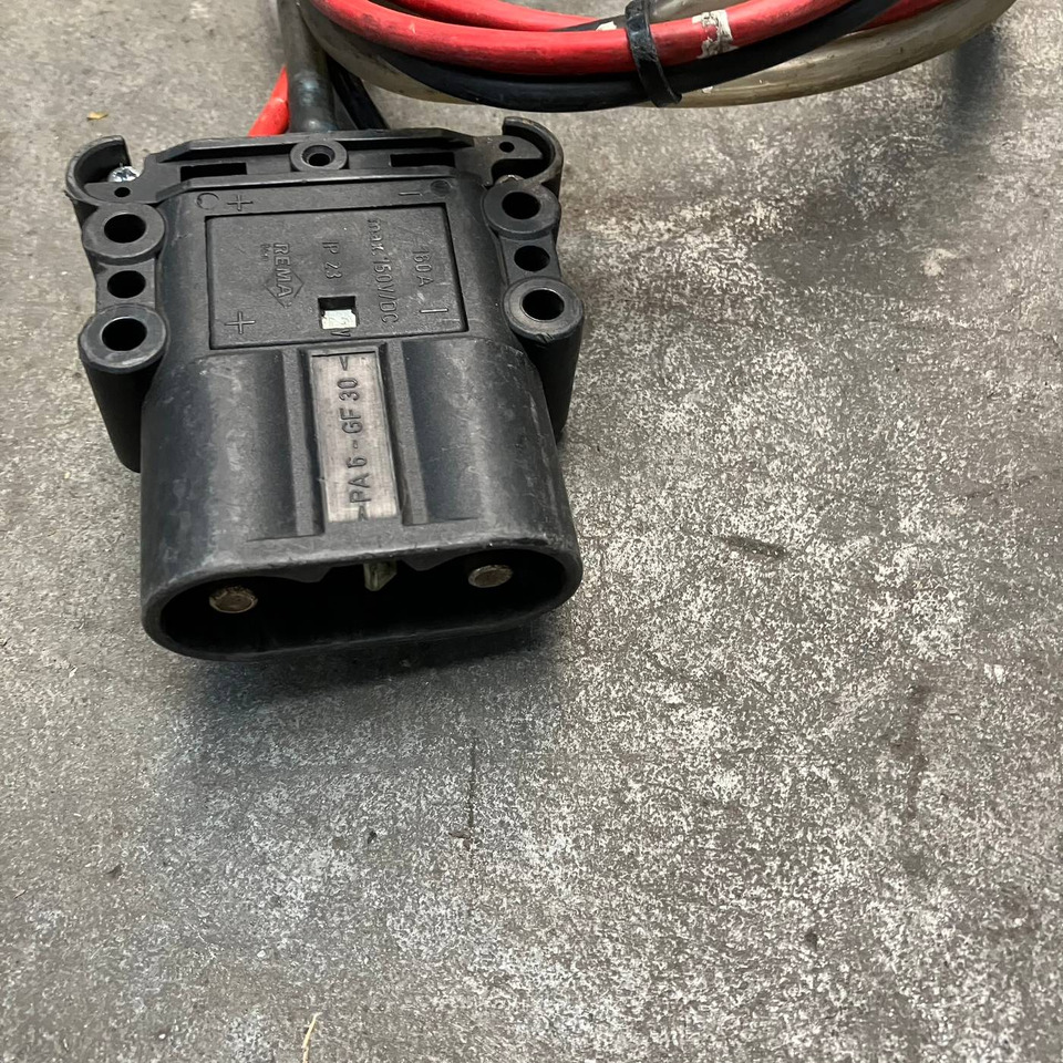 Hawker 24V/50A - Varuosa - Materjali käitlemise seade: pilt 4 Hawker 24V/50A - Varuosa - Materjali käitlemise seade: pilt 4