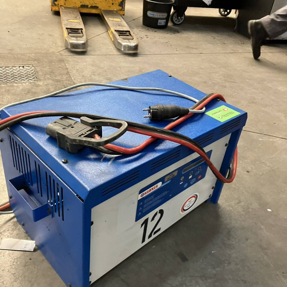 Hawker 24V/70A - Varuosa - Materjali käitlemise seade: pilt 3 Hawker 24V/70A - Varuosa - Materjali käitlemise seade: pilt 3