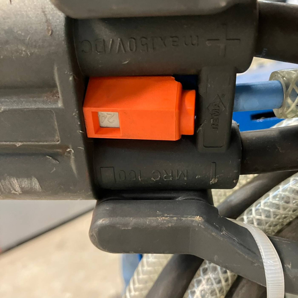 Hawker 24V/70A - Varuosa - Materjali käitlemise seade: pilt 4 Hawker 24V/70A - Varuosa - Materjali käitlemise seade: pilt 4