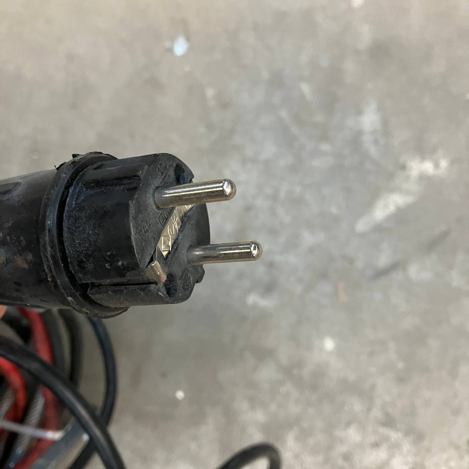 Hawker 24V/72A Lifetech TC1LT - Varuosa - Materjali käitlemise seade: pilt 2 Hawker 24V/72A Lifetech TC1LT - Varuosa - Materjali käitlemise seade: pilt 2