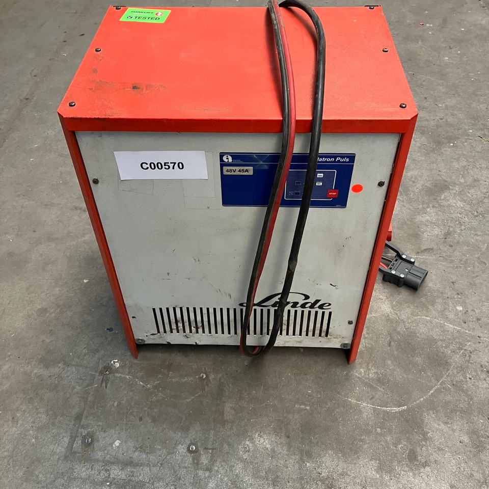 Hawker 48V/45A - Varuosa - Materjali käitlemise seade: pilt 1 Hawker 48V/45A - Varuosa - Materjali käitlemise seade: pilt 1