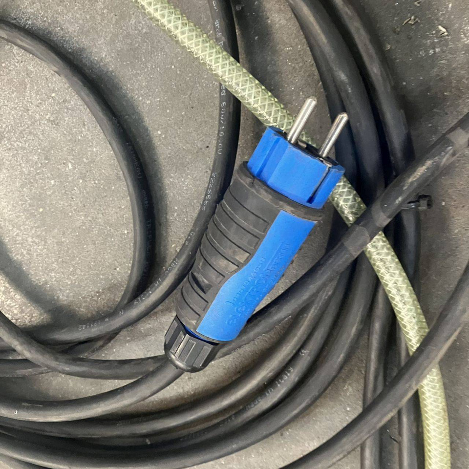 Hawker E 24V/80A+EU - Varuosa - Materjali käitlemise seade: pilt 5 Hawker E 24V/80A+EU - Varuosa - Materjali käitlemise seade: pilt 5