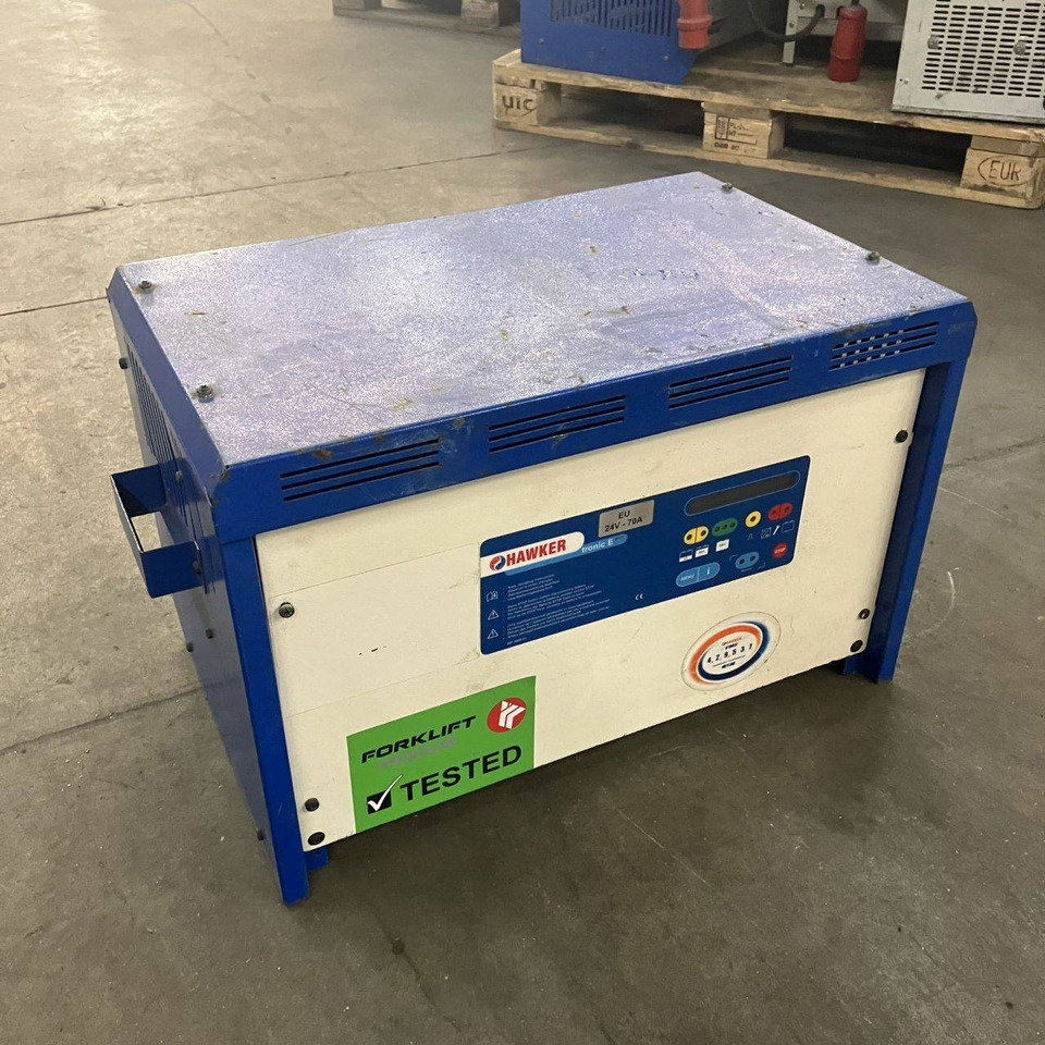 Hawker E24V-70A tronic E puls+EU - Varuosa - Materjali käitlemise seade: pilt 2 Hawker E24V-70A tronic E puls+EU - Varuosa - Materjali käitlemise seade: pilt 2