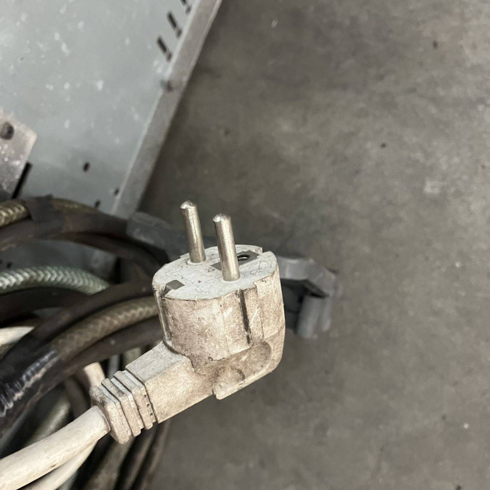 Hawker E24V-70A tronic E puls+EU - Varuosa - Materjali käitlemise seade: pilt 4 Hawker E24V-70A tronic E puls+EU - Varuosa - Materjali käitlemise seade: pilt 4