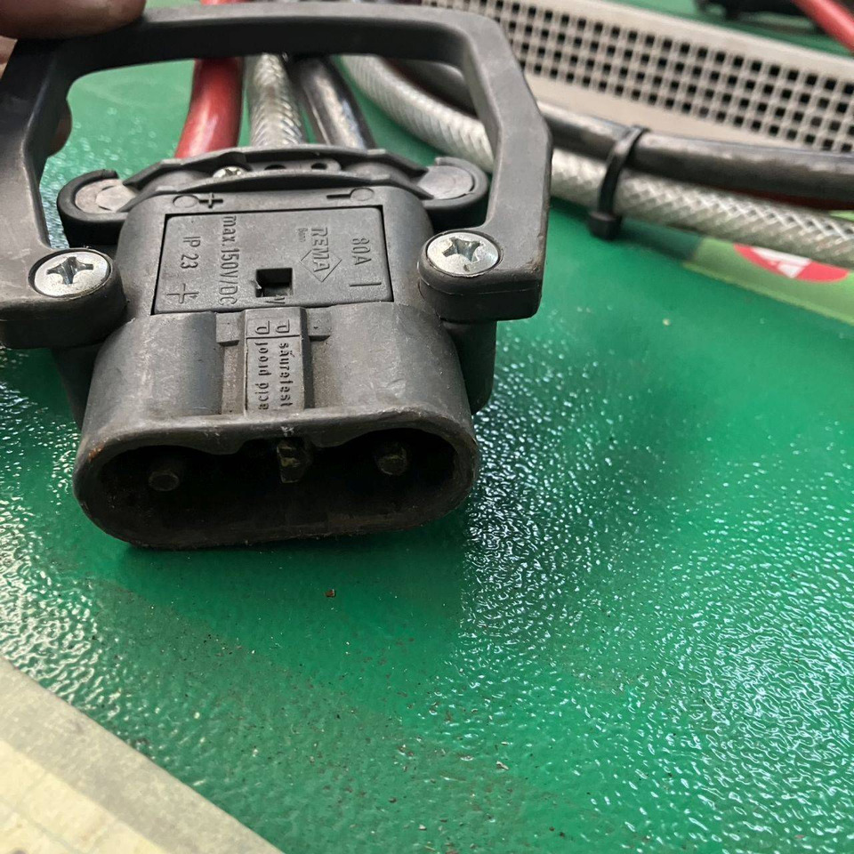 Hoppecke E230 G24/65 B-F15FS Trak power Optimal Charge - Varuosa - Materjali käitlemise seade: pilt 4 Hoppecke E230 G24/65 B-F15FS Trak power Optimal Charge - Varuosa - Materjali käitlemise seade: pilt 4