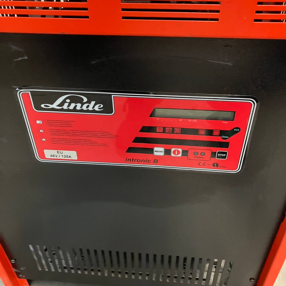 Linde 48V/125A - Varuosa - Materjali käitlemise seade: pilt 2 Linde 48V/125A - Varuosa - Materjali käitlemise seade: pilt 2
