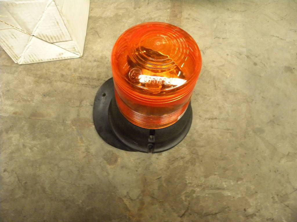 Warning light Rotofresnel - Tuled/ Valgus - Materjali käitlemise seade: pilt 2 Warning light Rotofresnel - Tuled/ Valgus - Materjali käitlemise seade: pilt 2