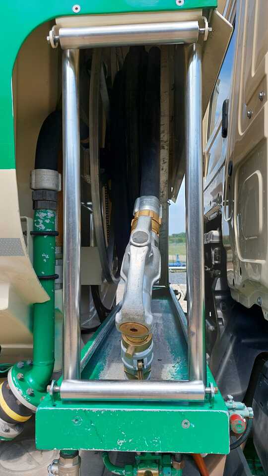 MERCEDES ANTOS - Tsisternauto: pilt 3 MERCEDES ANTOS - Tsisternauto: pilt 3