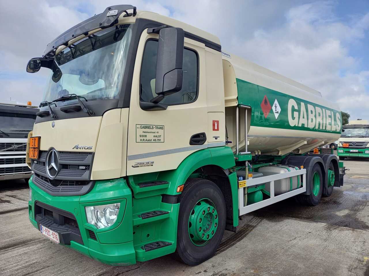 MERCEDES ANTOS - Tsisternauto: pilt 1 MERCEDES ANTOS - Tsisternauto: pilt 1