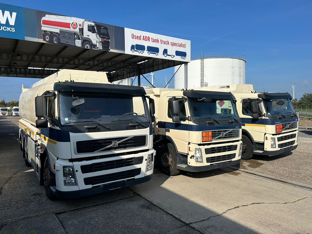 VOLVO FM (lot of 3) - Tsisternauto: pilt 3 VOLVO FM (lot of 3) - Tsisternauto: pilt 3