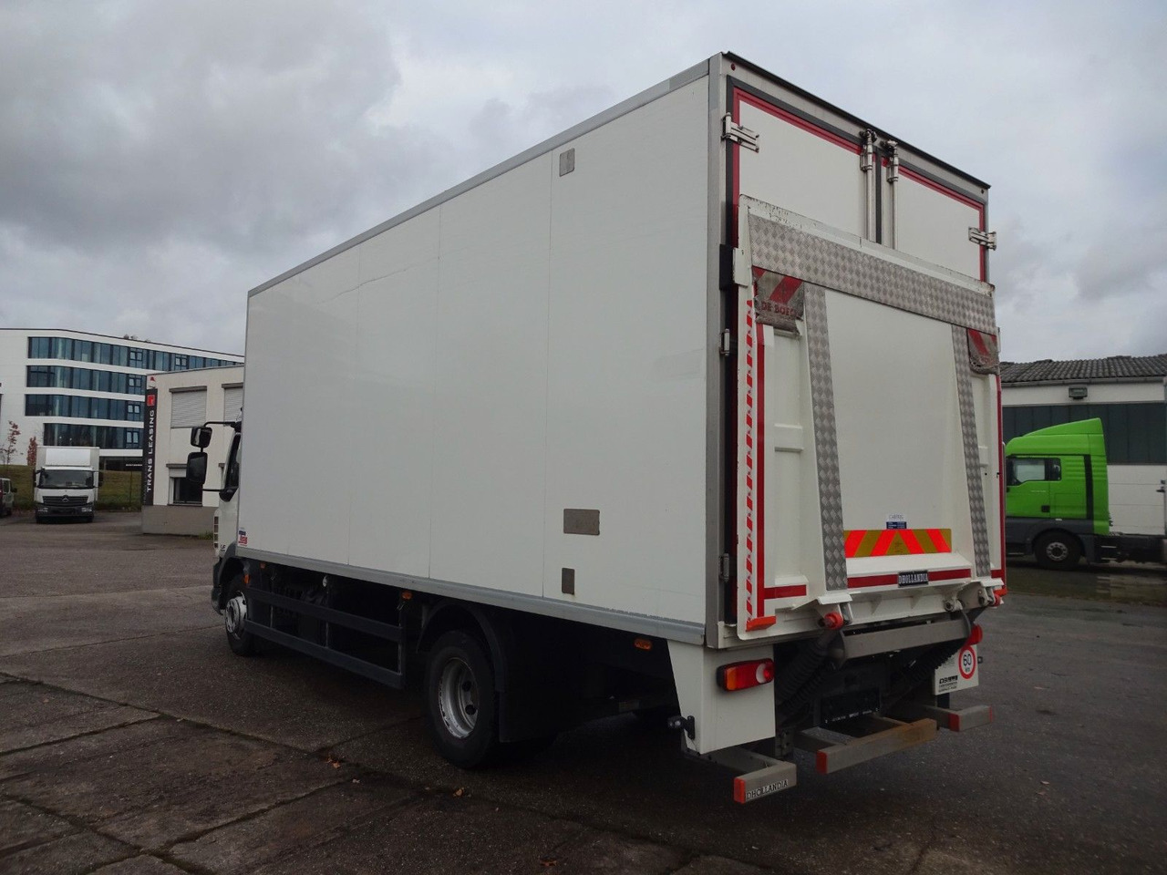 DAF LF 220, 16 T, LBW, Türen, Klima, Automat, Kamera - Külmutiga veoauto: pilt 5 DAF LF 220, 16 T, LBW, Türen, Klima, Automat, Kamera - Külmutiga veoauto: pilt 5