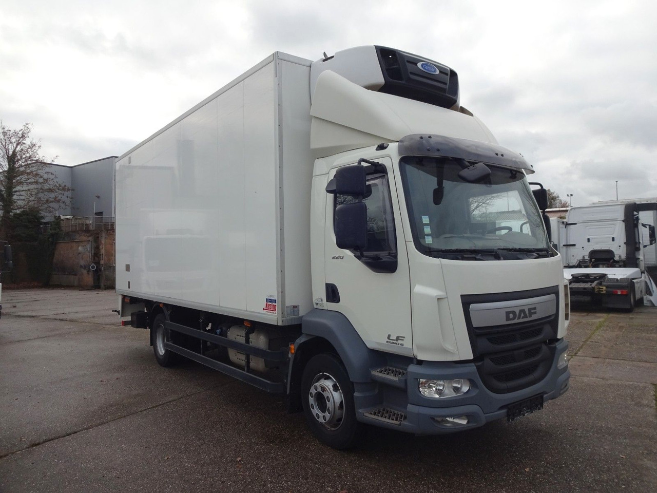 DAF LF 220, 16 T, LBW, Türen, Klima, Automat, Kamera - Kasti veoauto: pilt 1 DAF LF 220, 16 T, LBW, Türen, Klima, Automat, Kamera - Kasti veoauto: pilt 1